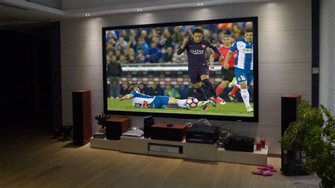 Cómo ver el fútbol en casa como Neymar: proyectores ...