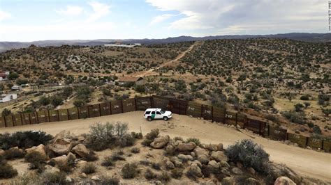 Company says it can build 700 miles of border wall for ...