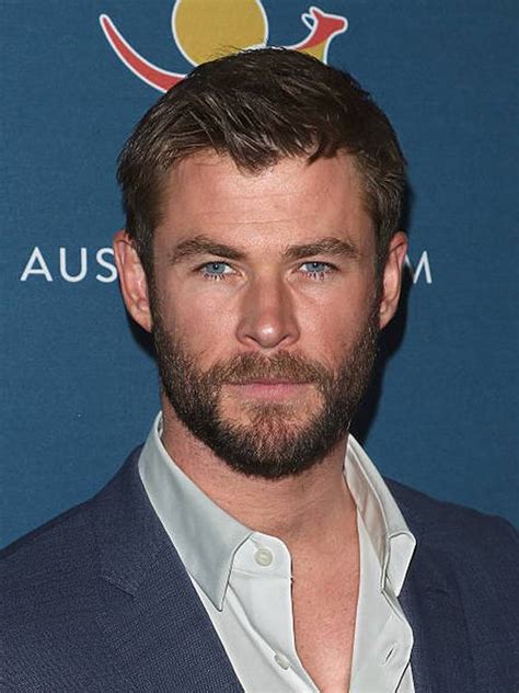 Compare Liam Hemsworth s height, weight, eyes, hair color ...