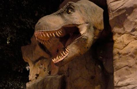 Conoce el dinosaurio más grande de Europa en Titania ...