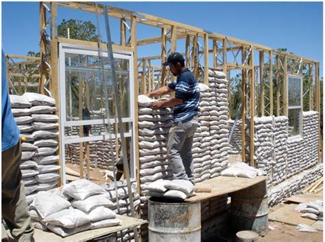 Construcción Ecológica: Casas hechas de bolsas de arena ...