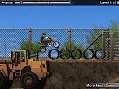Construction Yard Bike | Juegos de Trial en JuegosJuegos.com