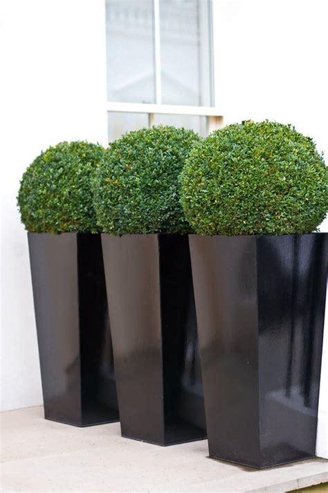 Contemporary planters | Outdoor Planters | Designer ...