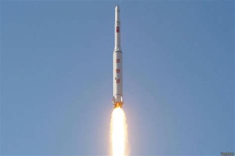 Corea del Norte lanzó misiles que caen en el Mar de Japón ...