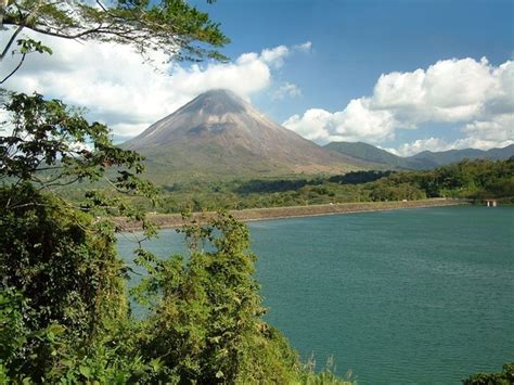Costa Rica con volcanes y Tortuguero  salidas desde Madrid ...