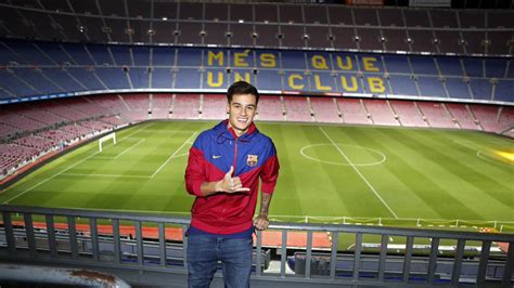 Coutinho es presentado en el Camp Nou como nuevo jugador ...