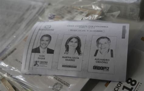 Crisis en puestos de votación de Colombia por falta de ...