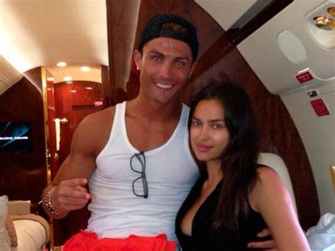 Cristiano Ronaldo: Irina Shayk le roba calzoncillos ...