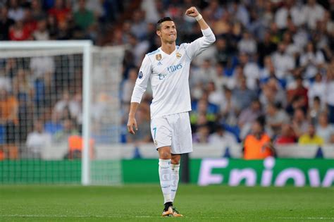 Cristiano Ronaldo renovará con Real Madrid por 9 millones más
