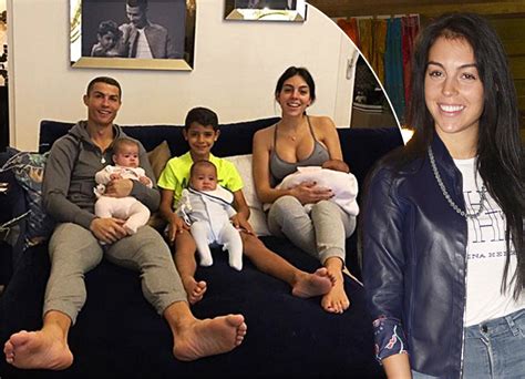 Cristiano Ronaldo s Girlfriend Shares Heartwarming Family ...