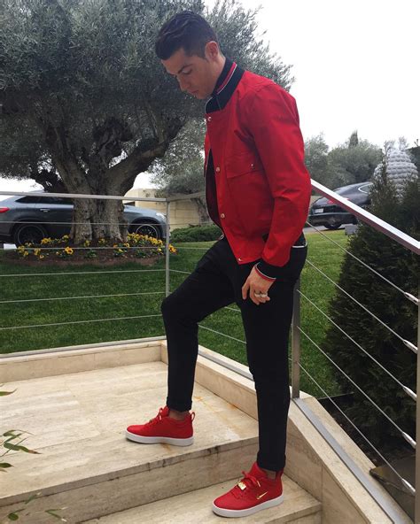 Cristiano Ronaldo Sexy Instagram Pictures | POPSUGAR Latina