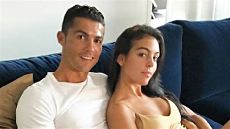 Cristiano Ronaldo’s Girlfriend Pregnant After Birth of ...