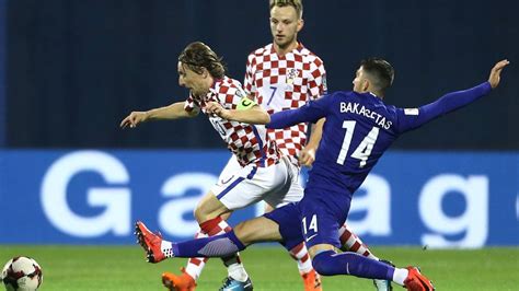 Croacia golea a Grecia y queda a un paso del Mundial de ...