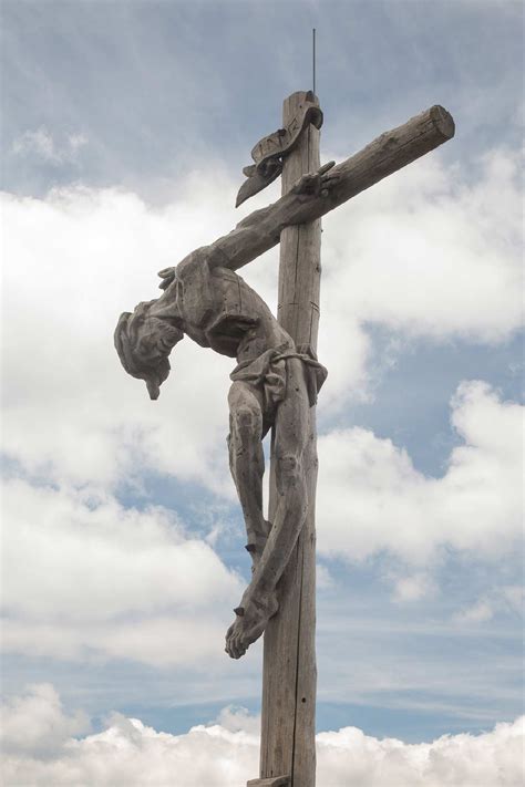 Crucificaron a Jesús a las 3 de la tarde | Diariocrítico.com
