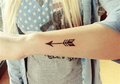 Cuál es el significado de los tatuajes de flechas