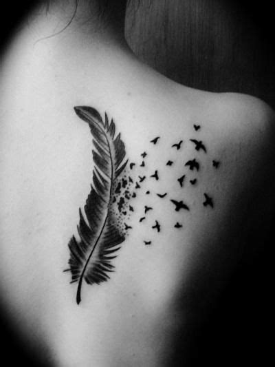 Cuál es el significado de los tatuajes de plumas ...
