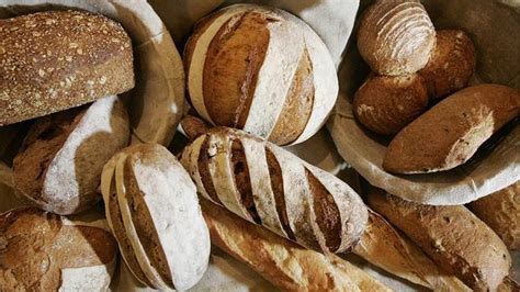 ¿Cuál es más saludable, el pan tradicional o el de molde?