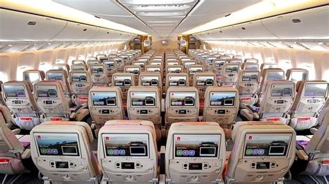 ¿Cuántos asientos tiene el avión con más capacidad del mundo?