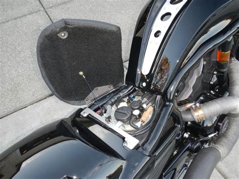 Custom Seat For My Nightrod   1130cc.com: The #1 Harley ...