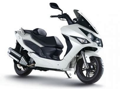 Daelim S3 250 FI Advance: a precio de 125 cc