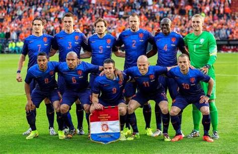 Danny Blind es el nuevo seleccionador de Holanda | 800Noticias