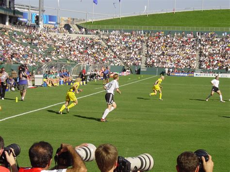 Datei:FIFA Women s World Cup 2003   Germany vs Sweden.jpg ...