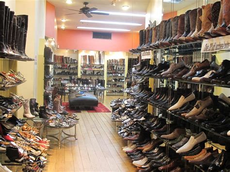 Davinci shoe store from inside | Yelp