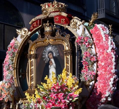 De La Virgen De La Almudena Patrona De Madrid Que | Auto ...