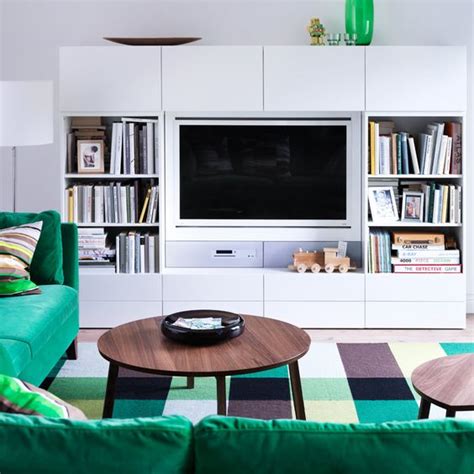Decoración: 15 composiciones de muebles TV con la serie ...
