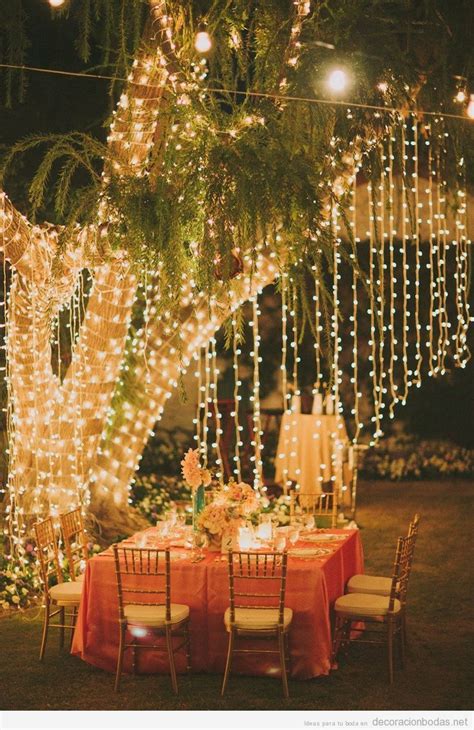 Decoración de boda exterior con luces 2 | Novias ...