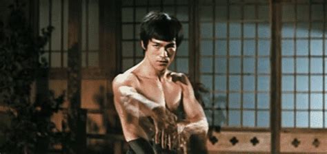 Dell on Movies: Bruce Lee s Top 5 Fight Scenes