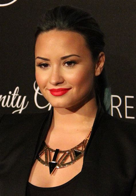 Demi Lovato – Wikipedia
