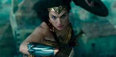 Descargar Wonder Woman  Mujer Maravilla  2017 HD Latino