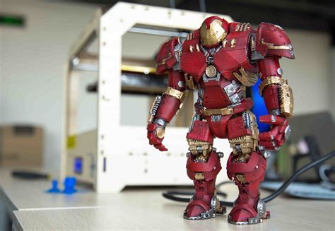 Designer 3D Prints Incredible Hulkbuster Action Figure ...