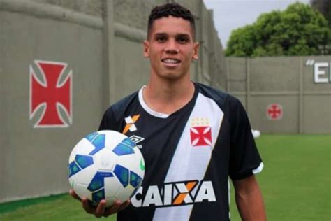 Destaque sub 17 do Vasco, Paulinho se sobressai na Seleção ...