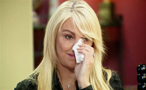 Dina Lohan Tearfully Apologizes to Michael Lohan on ...