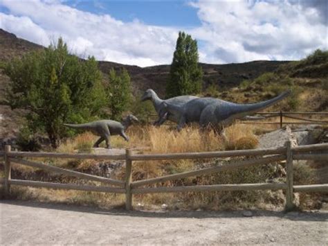 Dinosaurios de Enciso en La Rioja | conHijos.es