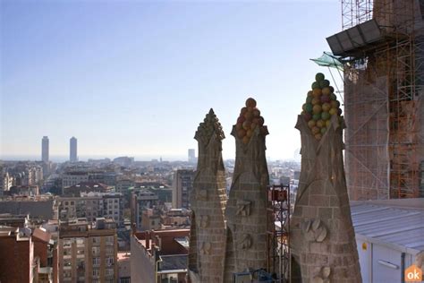 Discover the Sagrada Familia in Barcelona and its ...