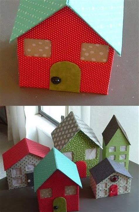 DIY casitas de cartón forradas de tela   Juguetes