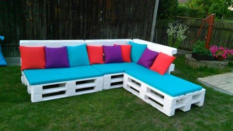 DIY Pallet Sectional Sofa Ideas | Pallet Furniture Plans