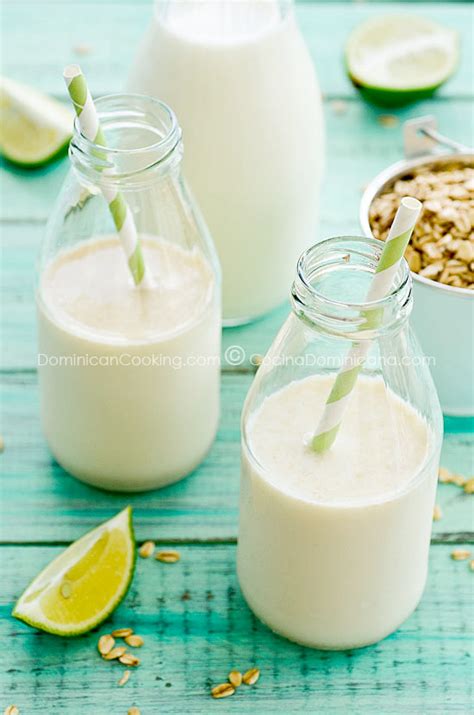 Dominican Jugo de Avena Recipe  Oatmeal and Milk drink