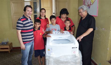 Donación de un moderno y útil lavarropas para la Escuela ...
