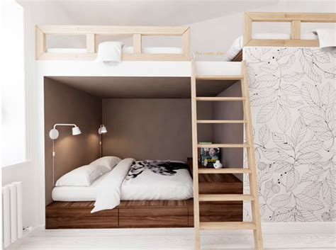 Dormitorio juvenil con litera de tres camas