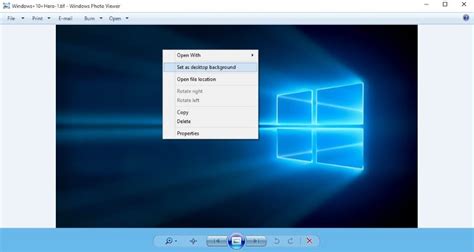 Download Windows 10 RTM Wallpaper