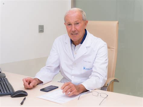 Dr. Alberto García Valdés: endocrinologist in Madrid | Top ...