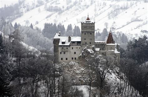 Dracula s Castle   Bran Castle   Romania | Fresh Travel ...