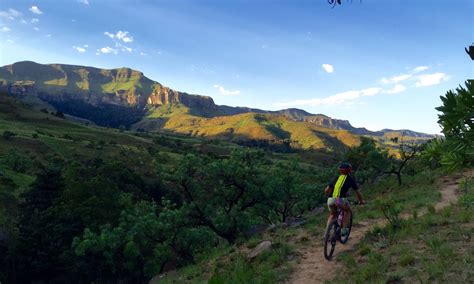 Drakensberg Trails | South Africa