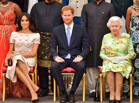 Duques de Sussex presiden evento con la reina Isabel II