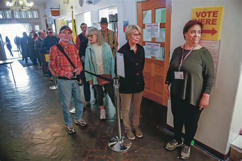 Early Santa Fe County voters weigh in | Local News ...