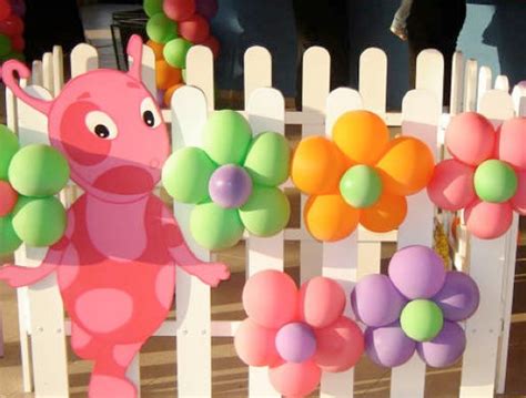 Easy Balloon Decorations | Party Favors Ideas